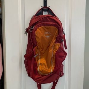 Osprey Daylight pack with Osprey hydraulics water bladder